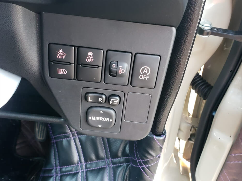2021 Daihatsu Deck Van add image thumbnail