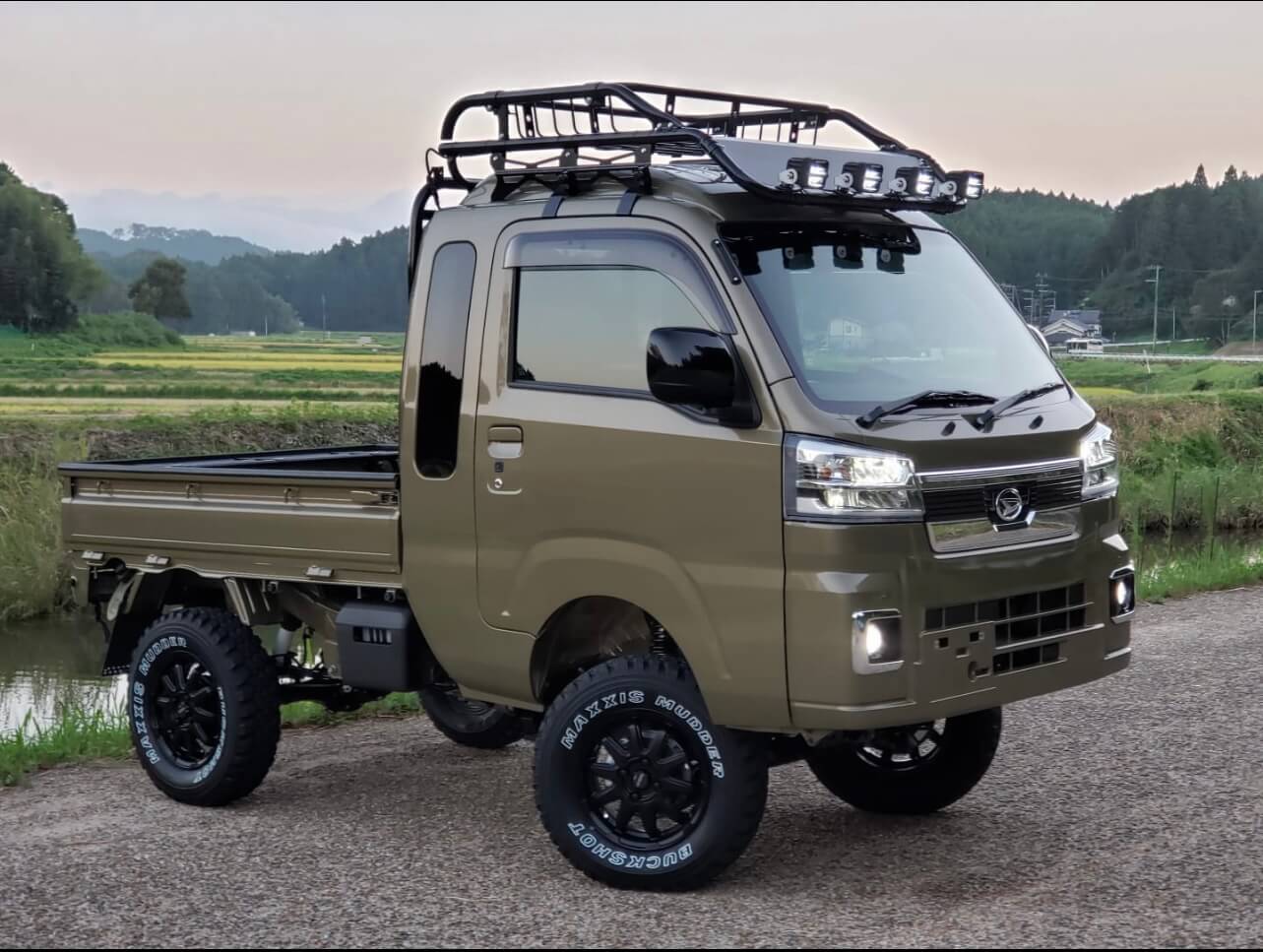 2022 Daihatsu Hijet Jumbo Extreme