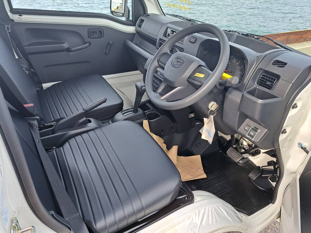 2022 Daihatsu Hijet HD Dump add image thumbnail