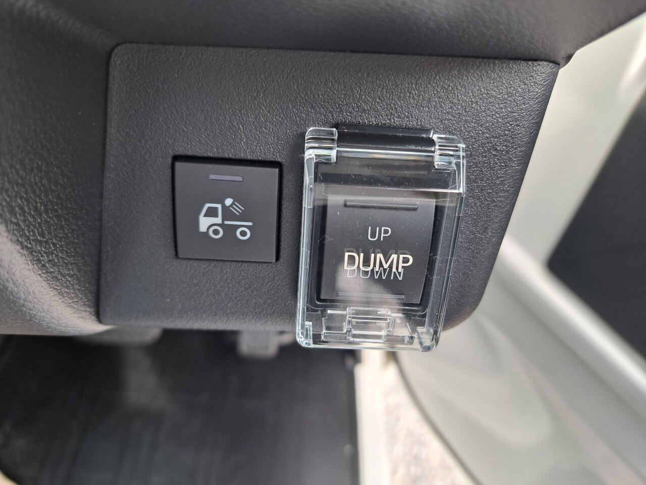2022 Daihatsu Hijet HD Dump add image thumbnail