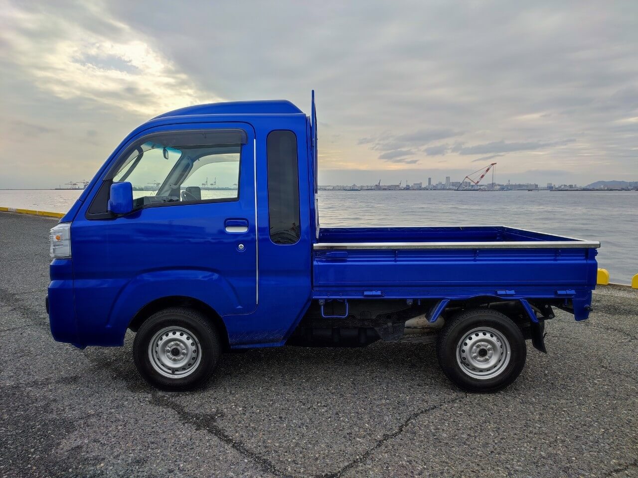 2016 Daihatsu Hijet Jumbo add image thumbnail